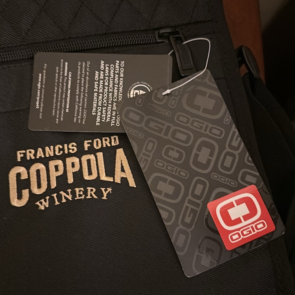 NWT Francis Ford Coppola Winery Ogio Vault 16” Laptop Messenger Bag NEW